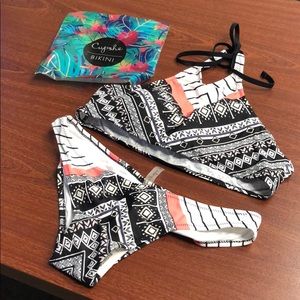 Cupshe Bikini
